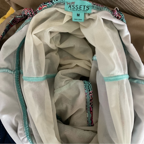 Spanx Love Your Assets by Sara Blakely one-piece swimsuit size medium - Picture 5 of 8